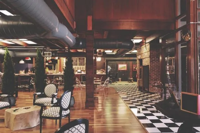Jak odpowiednio dobrane oprogramowanie jest w stanie usprawnić pracę hotelu?
